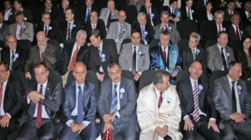 Bakan Eroğlu: Yerli otomobili &uuml;retecek babayiğit Bursa'dan &ccedil;ıkacak