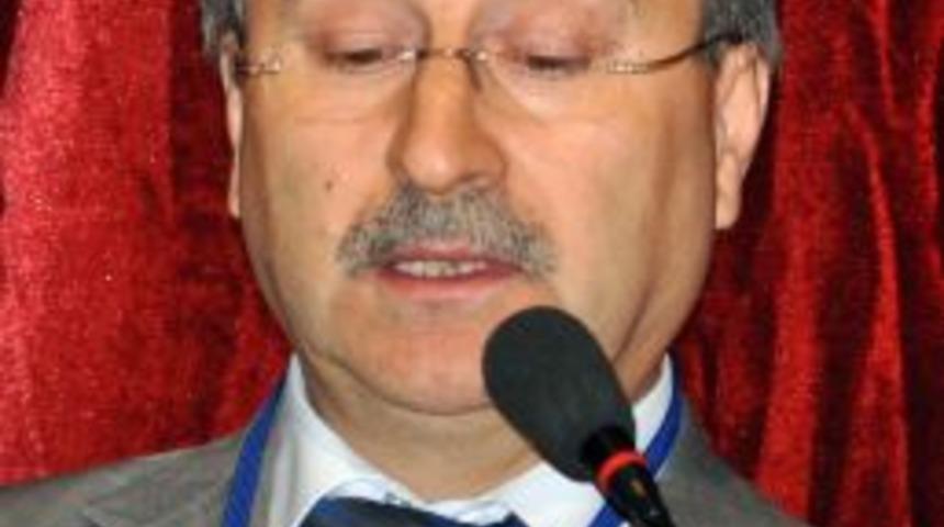 Uluslararası T&uuml;rkiye T&uuml;rk&ccedil;esi Ağız Araştırmaları &Ccedil;alıştayı başladı