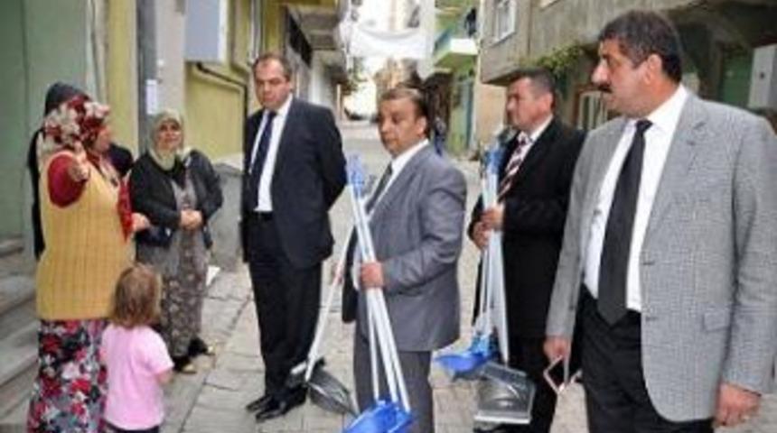 Temiz sokak kampanyası devam ediyor