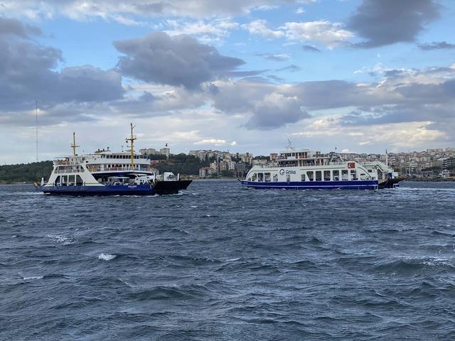 G&ouml;k&ccedil;eada ve Bozcaada feribot seferleri iptal edildi