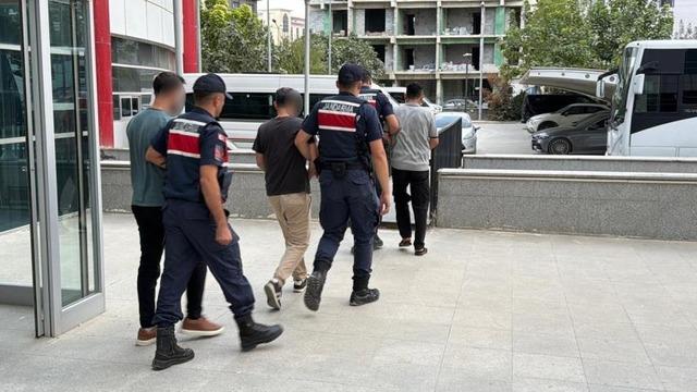 Adıyaman'da DEAŞ operasyonunda 5 şahıs tutuklandı
