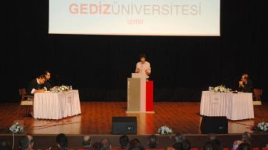 Bakan G&uuml;nay: T&uuml;rkiye ideolojik bağnazlıktan kurtulmalı