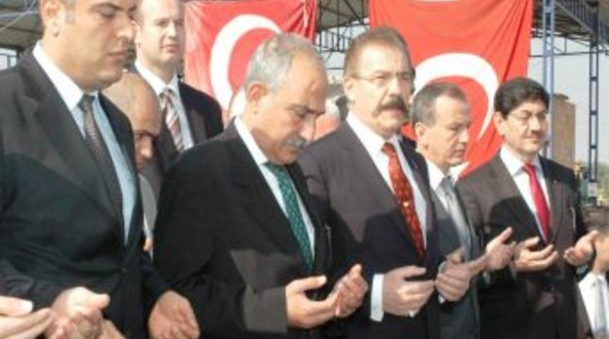 Hayırseverlerin yaptıracağı okulun temeli atıldı