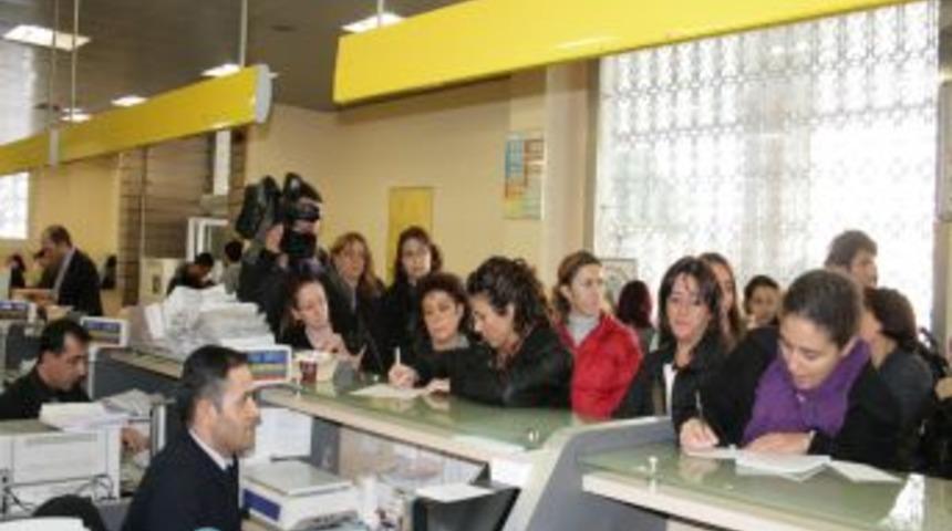 Bursalı kadınlardan M&uuml;ge Anlı i&ccedil;in RT&Uuml;K&rsquo;e şikayet