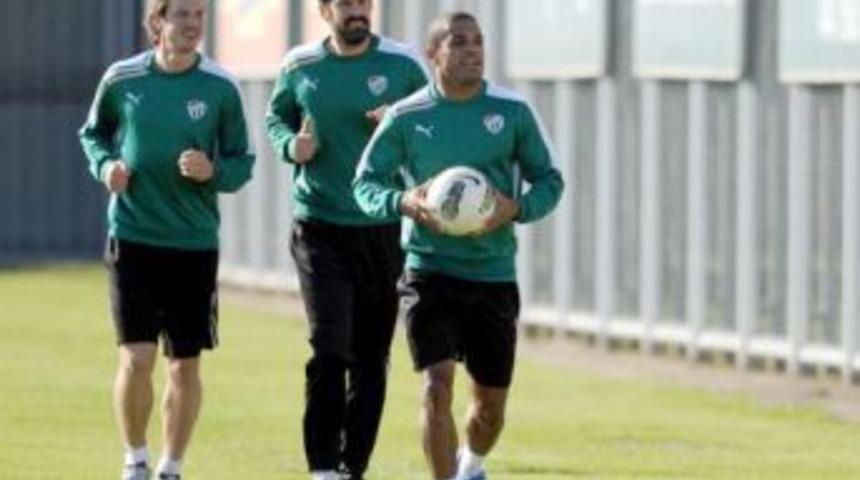 Bursasspor ara vermeden Manisaspor maçı hazırlıklarına başladı