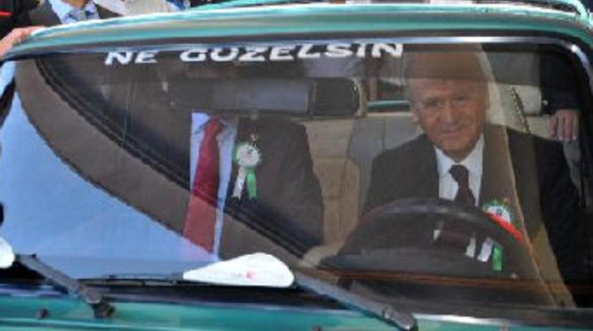 Bah&ccedil;eli direksiyona ge&ccedil;ti