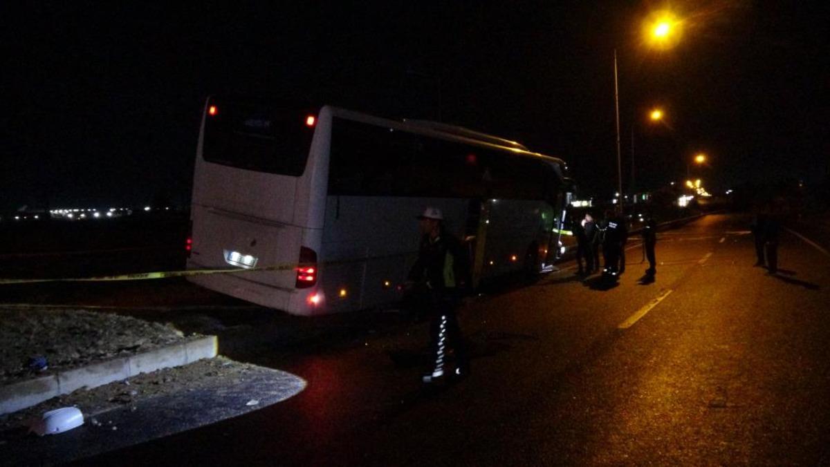 Malatya da otobüs ile hafif ticari araç çarpıştı: 2 ölü, 3 yaralı 1