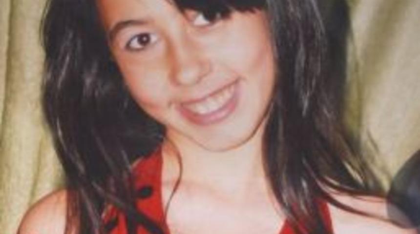 Kadın s&uuml;r&uuml;c&uuml;n&uuml;n geri giderken &ccedil;arptığı &ccedil;ocuk &ouml;ld&uuml;