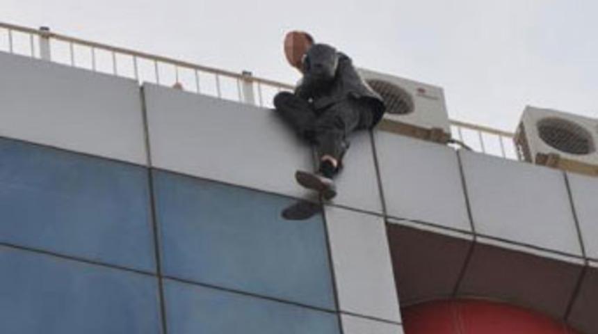 İşsizlik &ccedil;atıya &ccedil;ıkardı