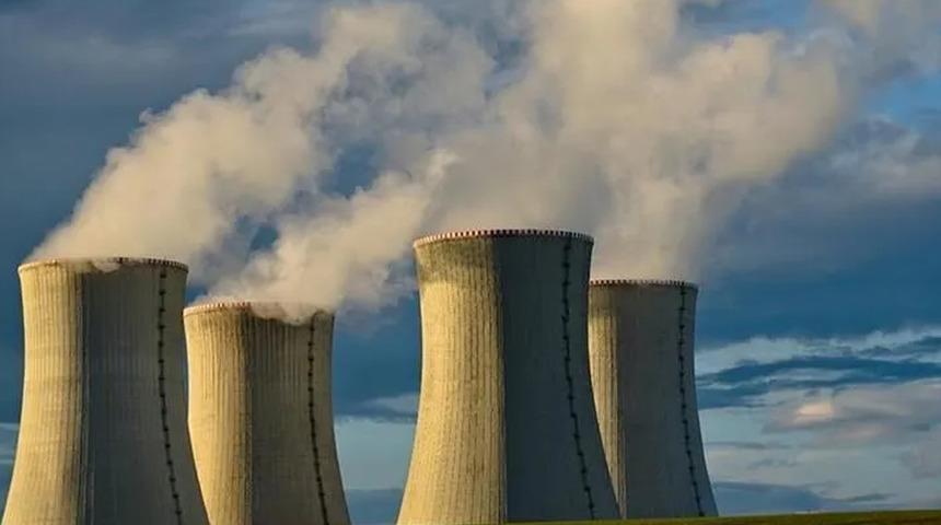 N&uuml;kleer tesislerin yetkilendirme s&uuml;re&ccedil;lerinde yeni d&uuml;zenleme