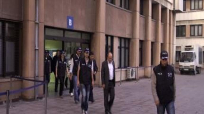 Kadık&ouml;y Belediyesi operasyonu ş&uuml;phelileri adliyede