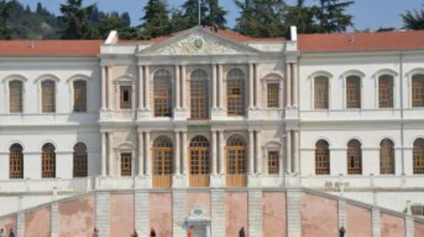 Kuleli Askeri Lisesi, gecede seyredilebilecek