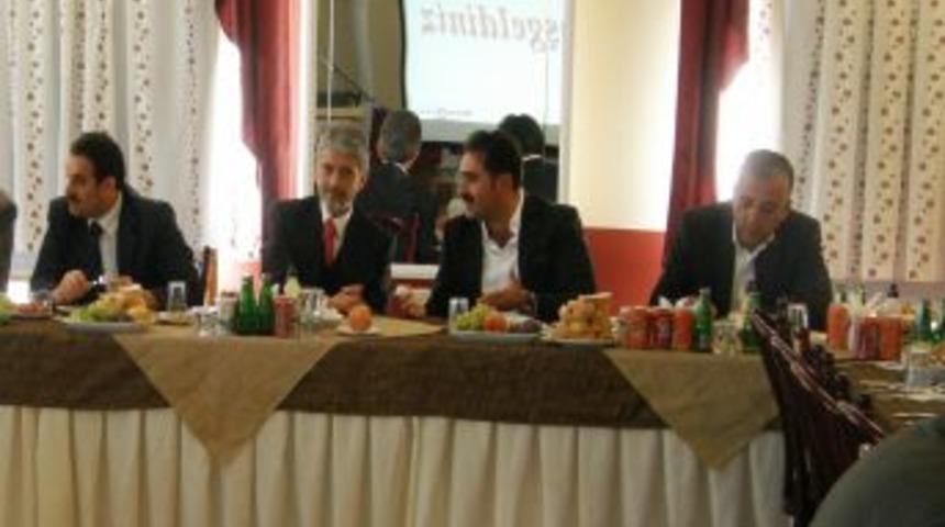 Sincanlı işadamları il&ccedil;enin sorunlarını Belediye Başkanı'na iletti