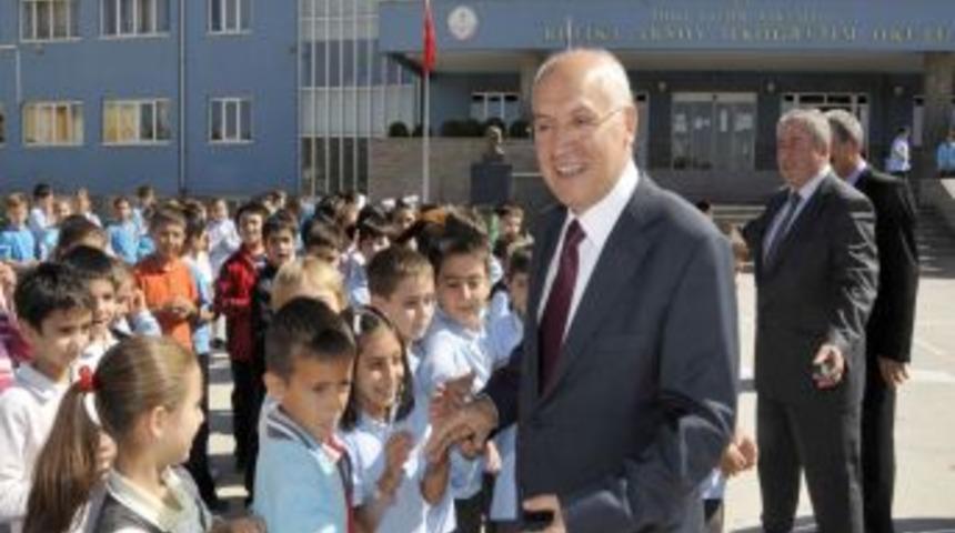 İlk&ouml;ğretim &ouml;ğrencilerine hayvan hakları anlatıldı