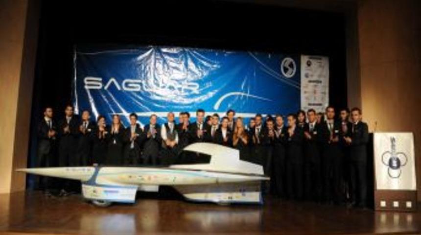 T&uuml;rk g&uuml;neş arabaları &ccedil;&ouml;l&uuml; ge&ccedil;emedi