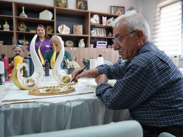 Gaziantep te alzheimer hastalarına el sanatları eğitimi 5