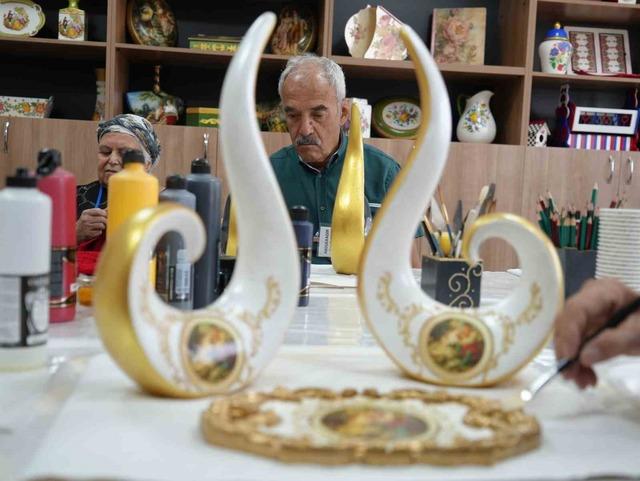 Gaziantep te alzheimer hastalarına el sanatları eğitimi 4