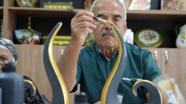 Gaziantep'te alzheimer hastalarına el sanatları eğitimi