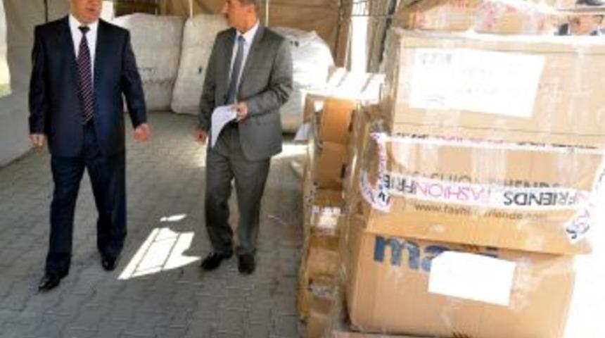 &Ccedil;ukurova Belediyesi Van&rsquo;a 2 TIR yardım g&ouml;nderdi