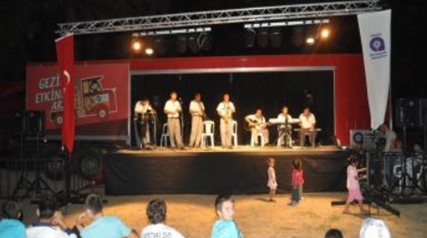 Gezici TIR Uncalı ve Beldibi&rsquo;ne sanat taşıdı