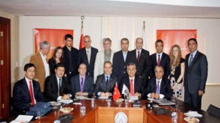 Sırbistanlı işadamları Adana&rsquo;da yatırım imkanlarını araştırıyor