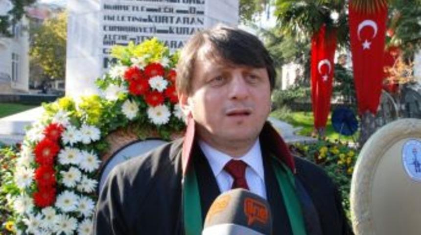 Bursalı avukatlar Cumhuriyet i&ccedil;in y&uuml;r&uuml;d&uuml;