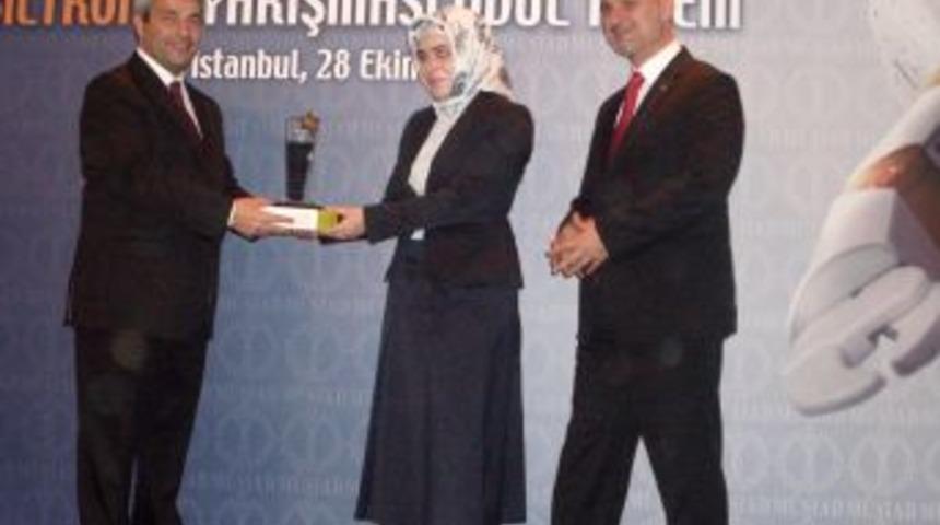 Yakıt tasarruflu yerli motora M&Uuml;SİAD'dan bilim &ouml;d&uuml;l&uuml;