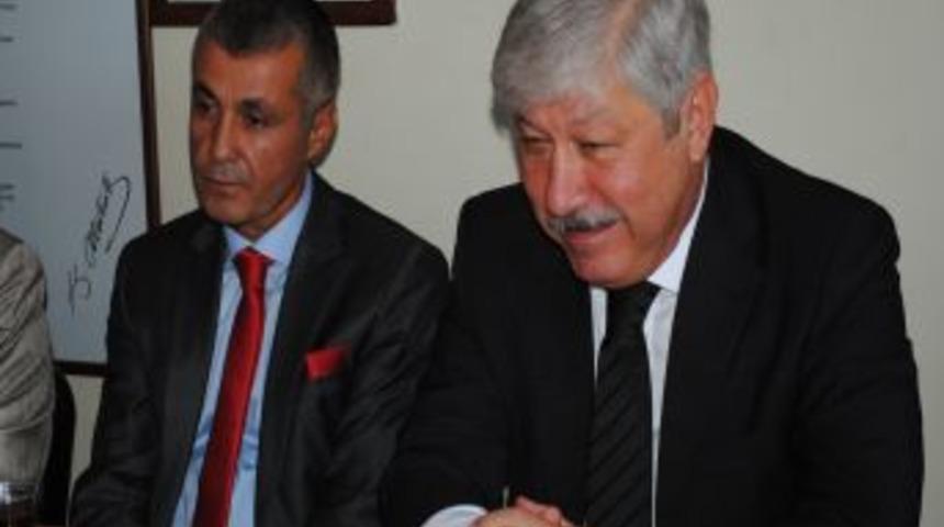 CHP'li Akaydın, bira festivaline katılmadığı i&ccedil;in kendini ayıpladı