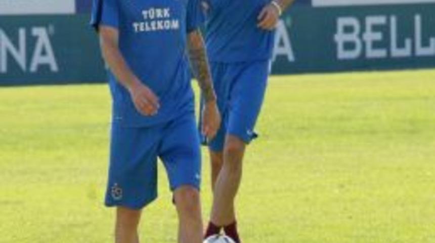 Trabzonspor, milli arada g&uuml;&ccedil; depoluyor