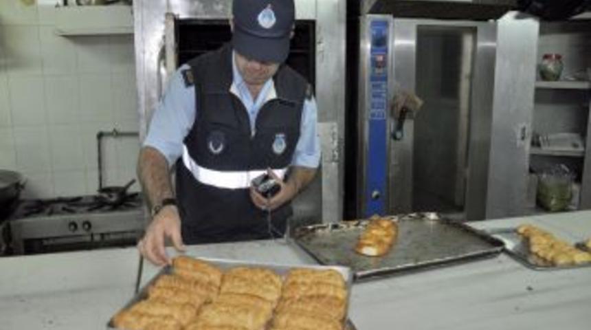 Zabıtalardan pastanelere sıkı denetim