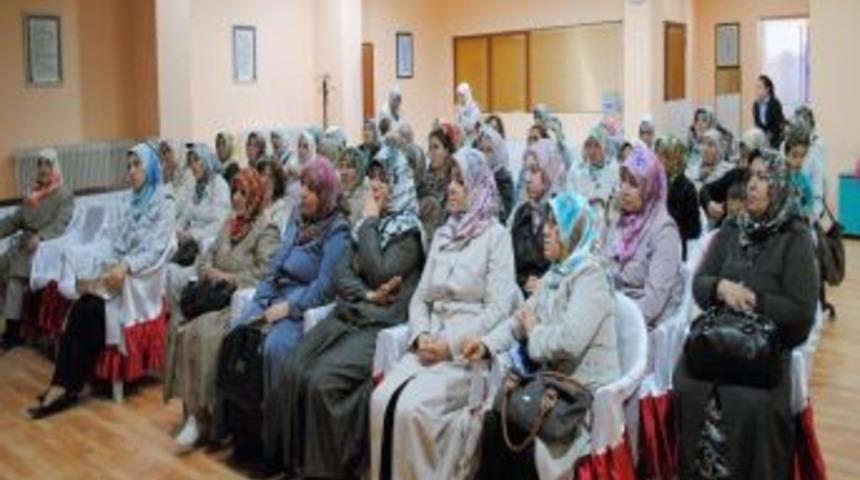 "Camiye gelen &ccedil;ocuklara g&uuml;ler y&uuml;zl&uuml; davranın"