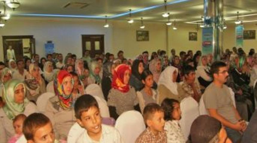 Ziya Baran, velilere konferans verdi