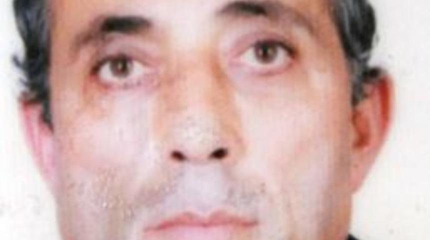 Kavgayı ayırmak isteyen emekli polis &ouml;ld&uuml;