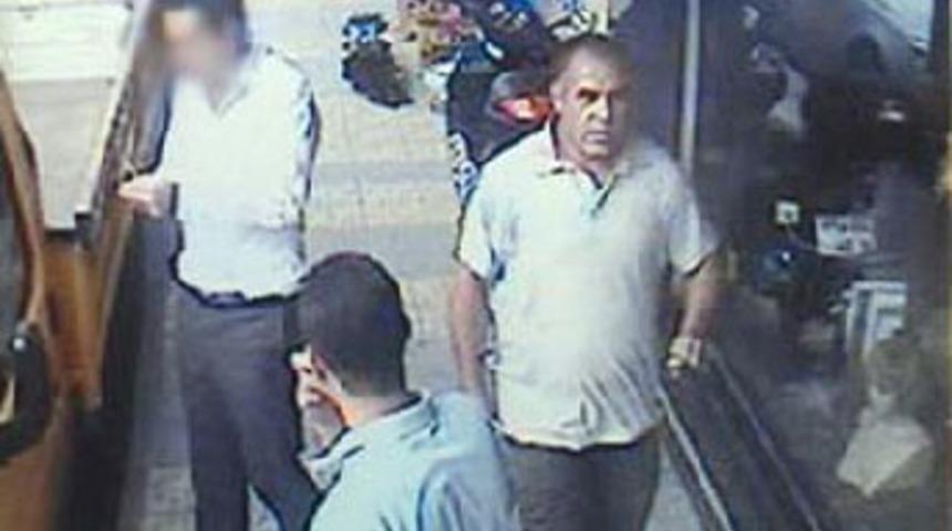 Polis, elektroşoklu gasp&ccedil;ının peşinde