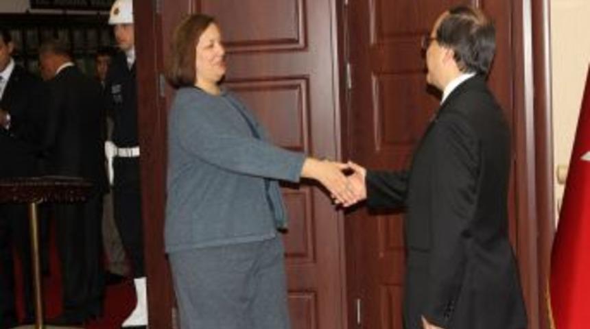 Vali Coş, Cumhuriyet Bayramı tebriklerini kabul etti