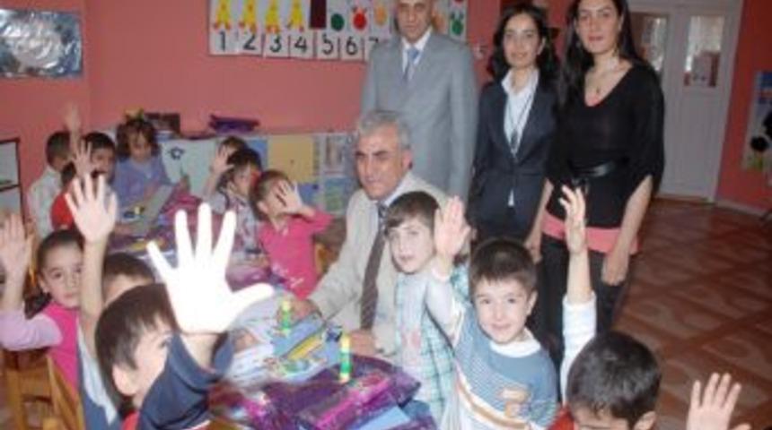 Doğan Egmont&rsquo;tan Batmanlı &ccedil;ocuklara hediye