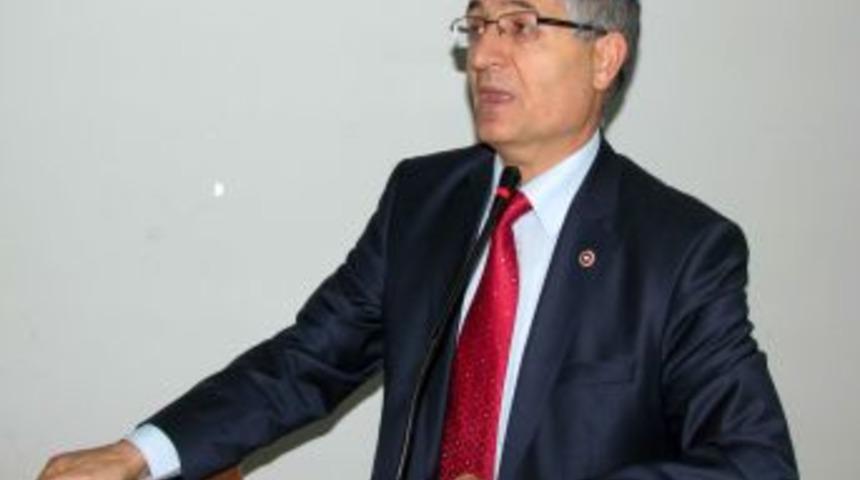 T&Uuml;RKSAV&rsquo;dan Cumhuriyet paneli