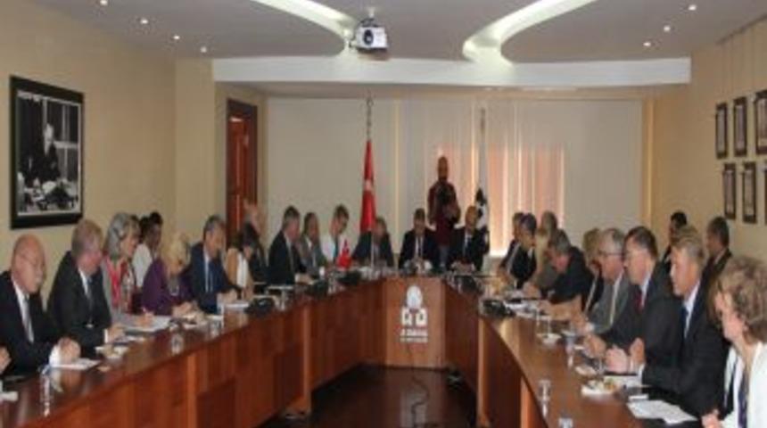 Pierini: İyileştirmeler vize zorunluluğunu ortadan kaldırmıyor