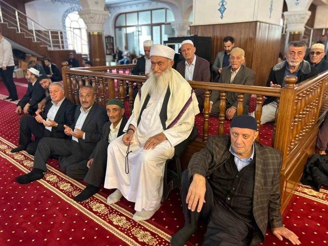Van da "Her Ay 253 Hatim" programı 4