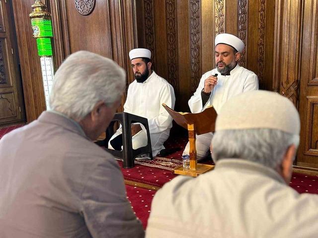 Van da "Her Ay 253 Hatim" programı 2