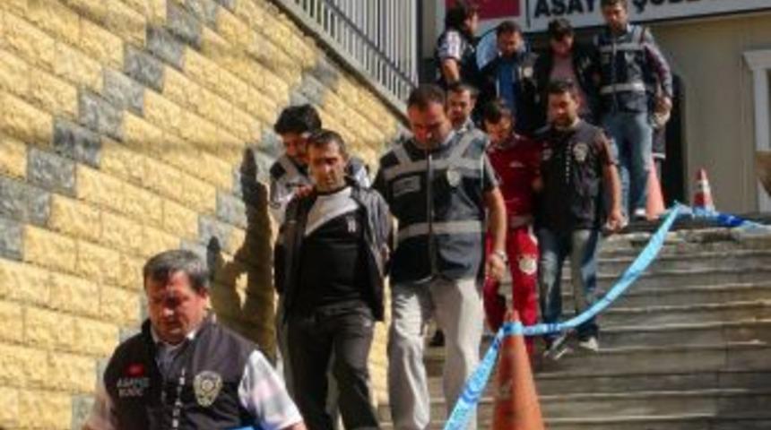 Hırsızlar, ev ve iş yerlerini intikam i&ccedil;in soymuş