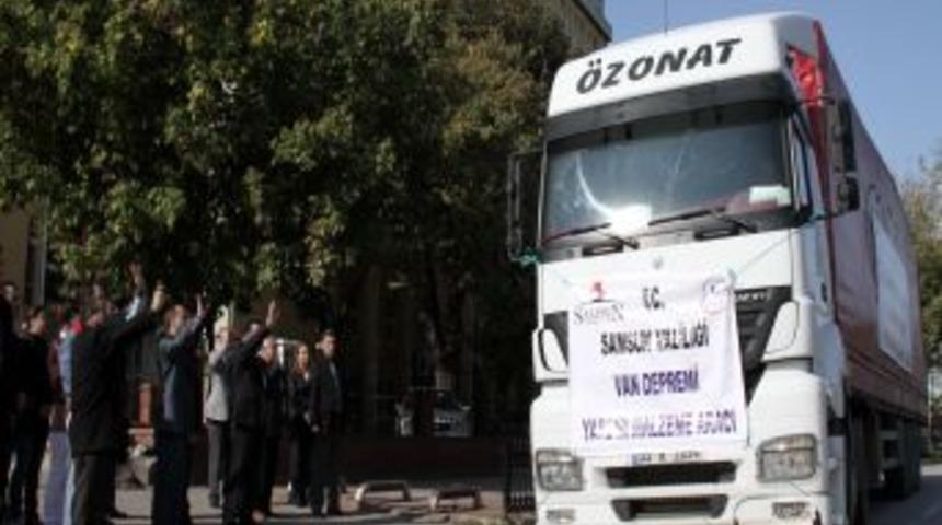 Samsun Valiliği, 3. Yardım Malzeme Tır'ını Van&rsquo;a g&ouml;nderdi
