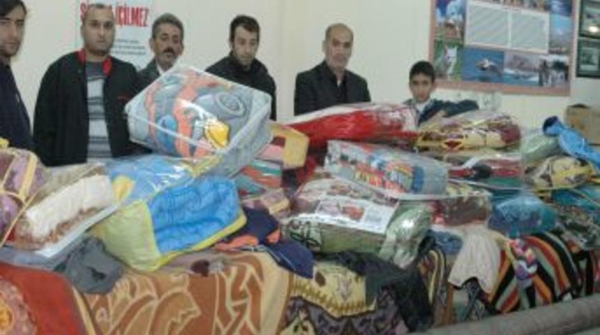 Van i&ccedil;in topladıkları 'ikinci el' malzeme ellerinde kaldı