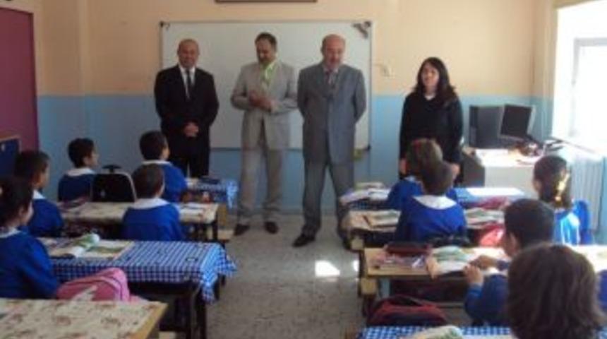 Demir: Okullarımız son derece modern ara&ccedil; gere&ccedil;lerle donatıldı