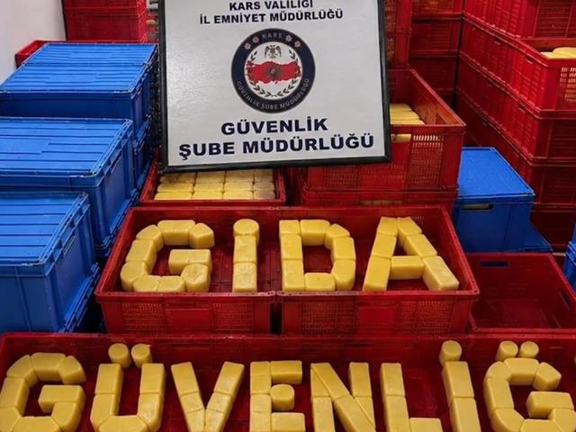 İ&ccedil;işleri Bakanlığı a&ccedil;ıkladı: 61 milyon liralık sahte &uuml;r&uuml;n yakalandı