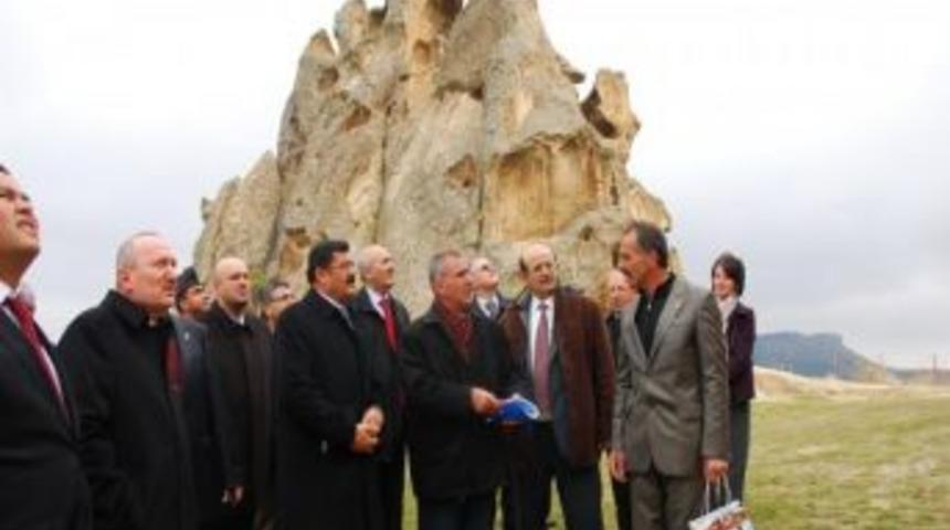 Frig Vadisi&rsquo;nde restorasyon &ccedil;alışmaları devam ediyor