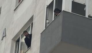 Kadık&ouml;y'de 8 katlı binada yangın! Mahsur kalanlar var
