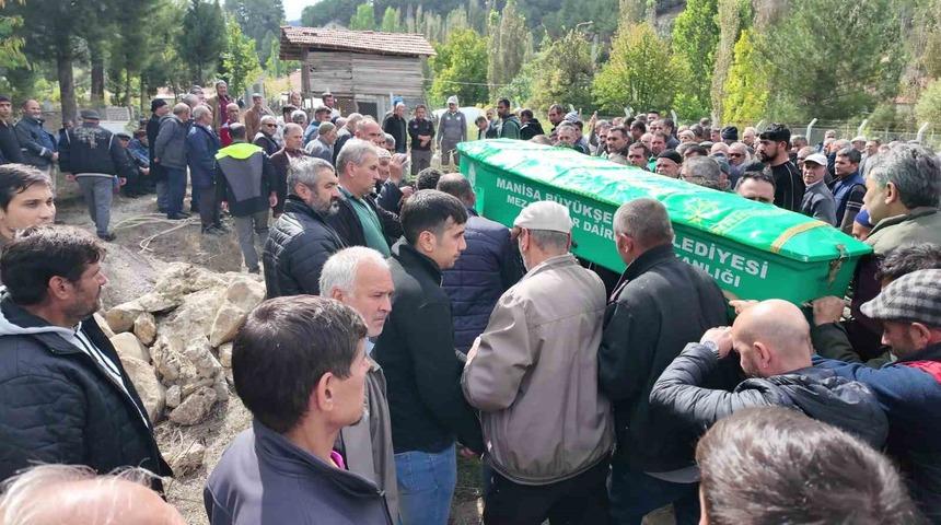 Soma&rsquo;daki maden faciasında &ouml;len Denizlili madenci son yolculuğuna uğurlandı