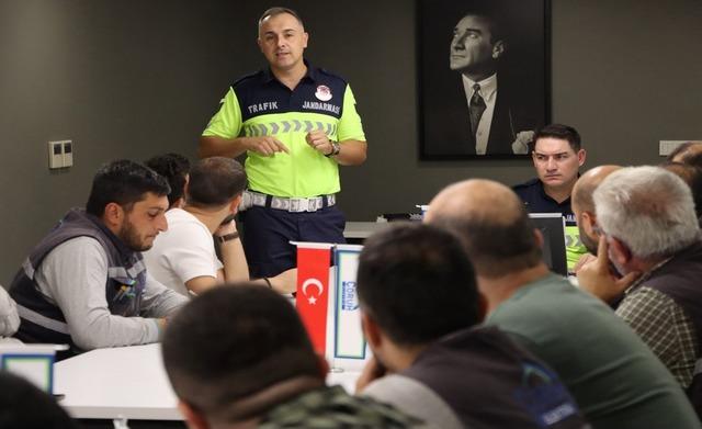 G&uuml;m&uuml;şhane de trafik g&uuml;venliği i&ccedil;in eğitim verildi 1