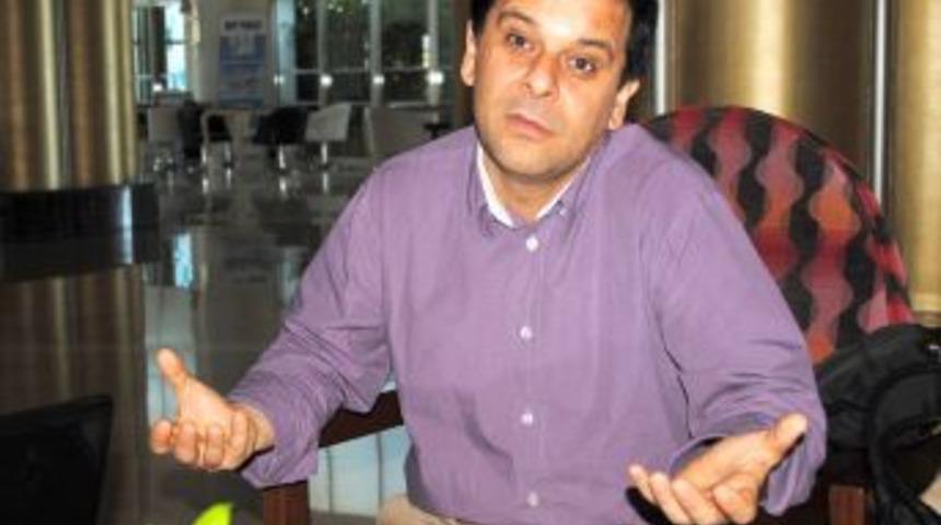 Dr. &Ccedil;ukurova: G&ouml;&ccedil;&uuml;k altında kalanlar uzun s&uuml;re 'Crush Sendromu' yaşıyor